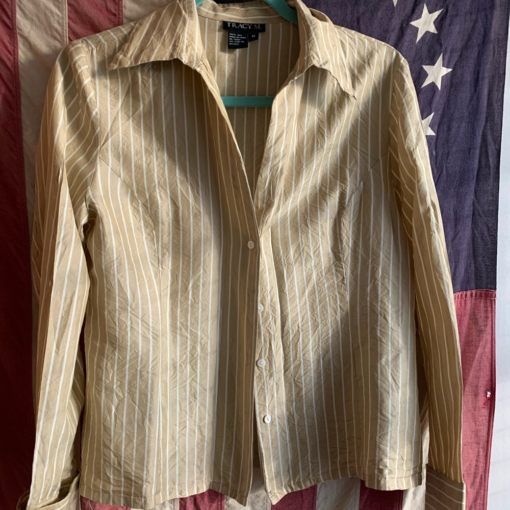 Tracy M Button Up